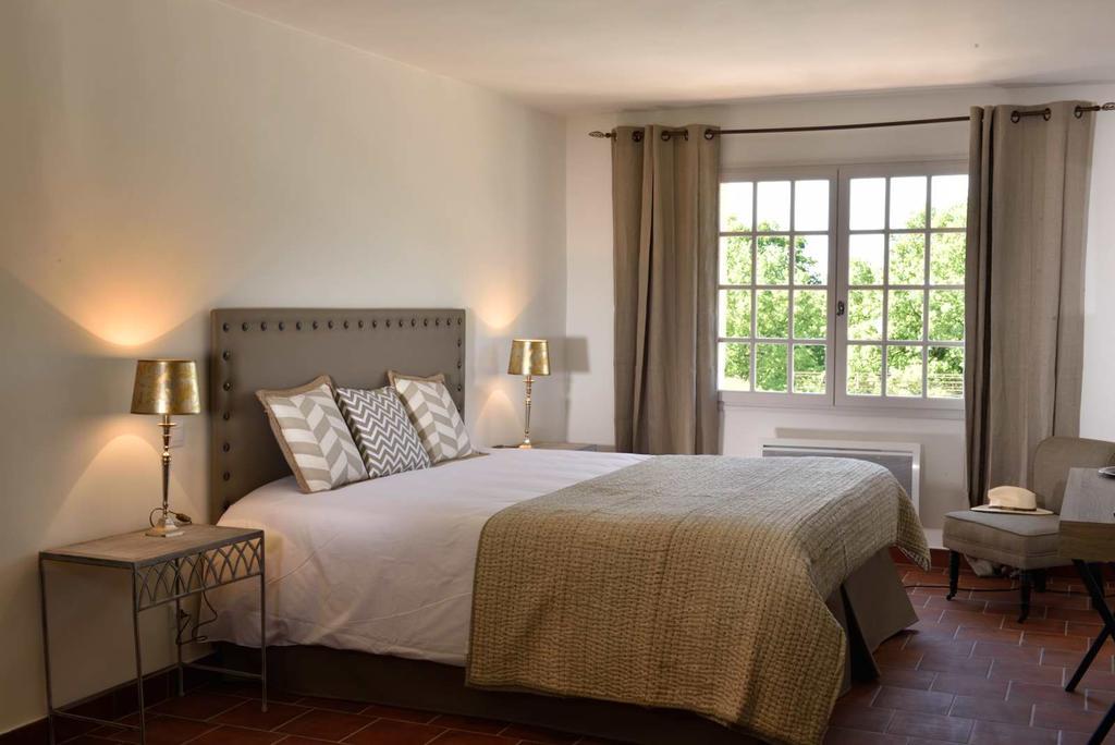 Bed and Breakfast Domaine Le Bois Des Dames Chantemerle-lès-Grignan Exterior foto